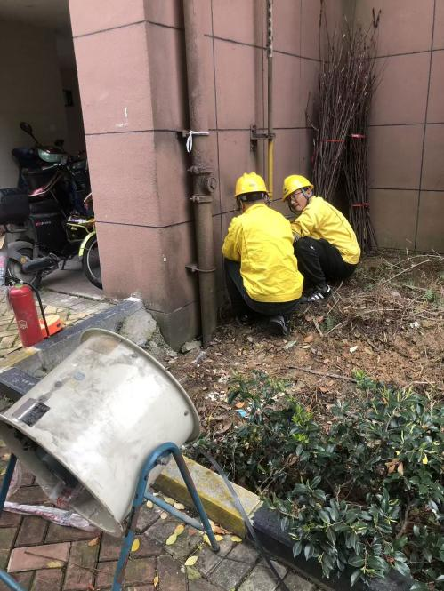 开展燃气泄漏应急演练 以练备战筑牢安全防线